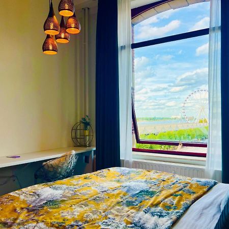 Riverview Studio In Historical Heart Of Антверпен Екстериор снимка