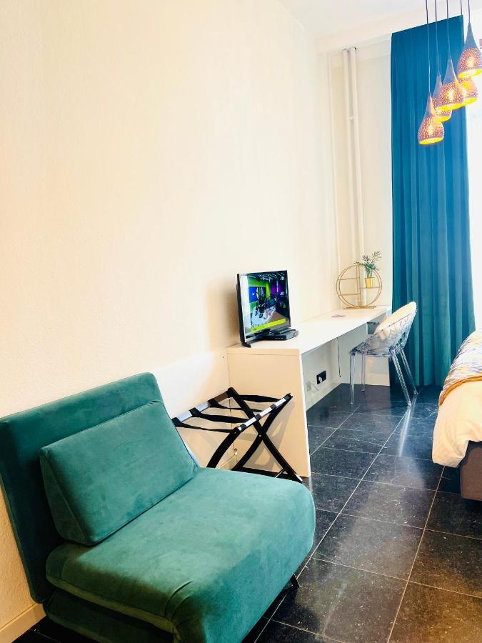 Riverview Studio In Historical Heart Of Антверпен Екстериор снимка