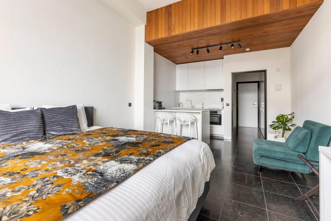 Riverview Studio In Historical Heart Of Антверпен Екстериор снимка
